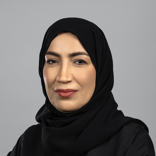 leader image