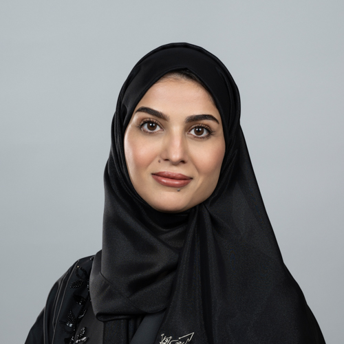 leader image